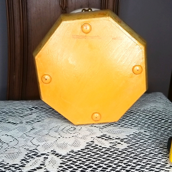 Vintage Gorgeous Handcrafted Wooden Purse with Lucite Handle-Floral - Picture 9 of 9